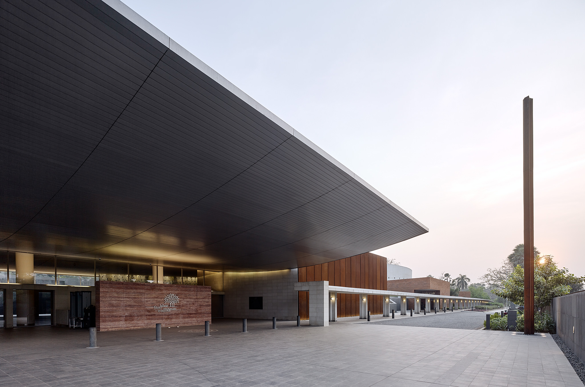 Bihar Museum / Maki and Associates + Opolis